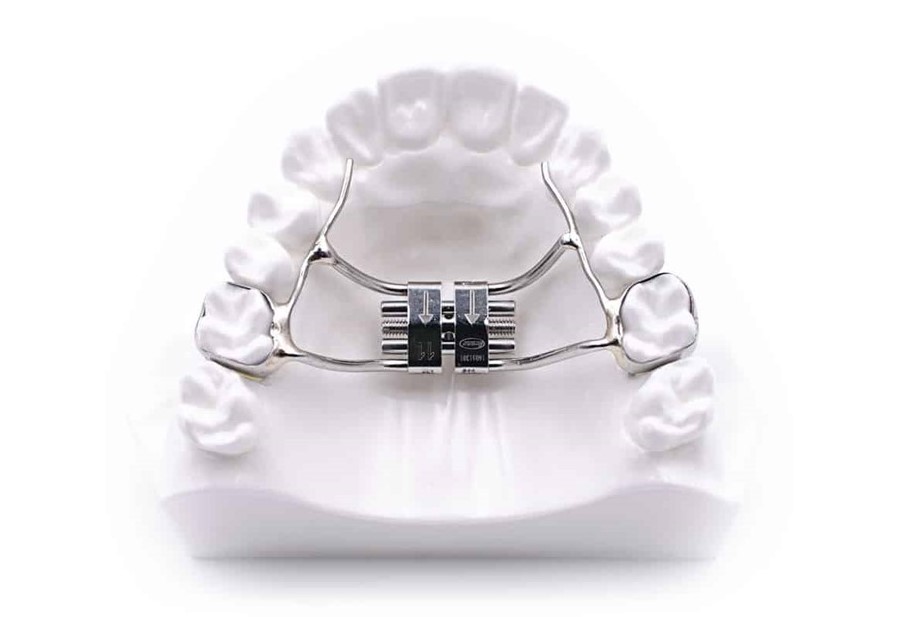 Orthodontic Hyrax – A Comprehensive Guide to the Uses and Benefits of this Dental Appliance